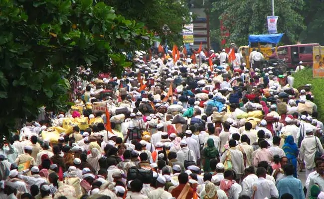 People are migrating towards cities in search of jobs and cities are becoming overcrowded. Semi-urban lands and cultivable lands near cities have already gone under construction of houses. Even government lands like railway platforms, areas around monuments, and parks etc. are being seriously encroached.